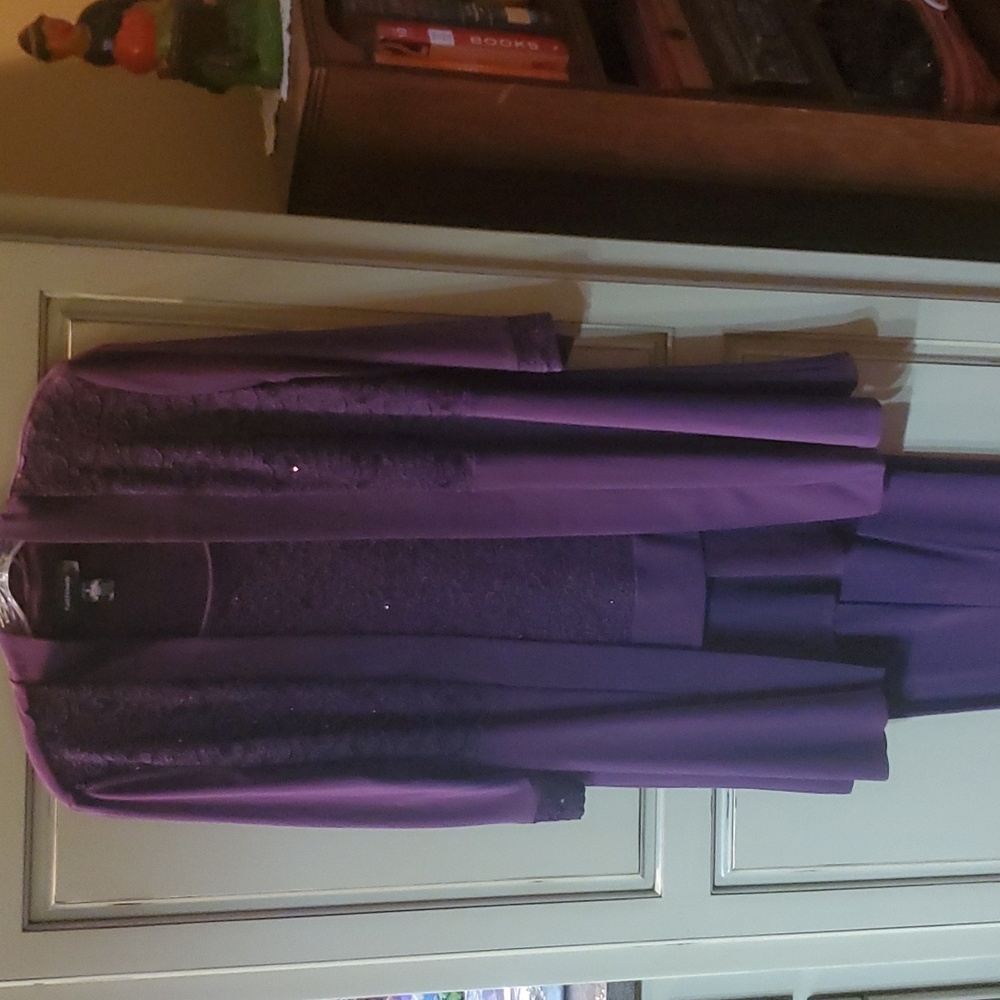 Pantsuit - Picture 2 of 7